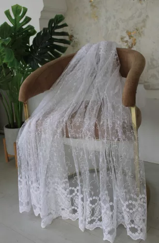 Kész függöny Brilant (1695) hímzett Fehér 300x160cm