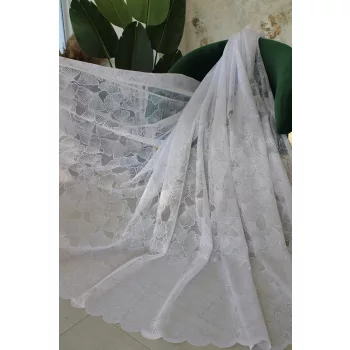 Kész függöny Jacquard fehér Páfrányfenyő 