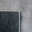 Modern rövid szőrű sötétszürke szőnyeg nappaliba