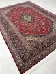 Kézi csomózású perzsa Kashan Bordós Kékes szőnyeg 335x245cm
