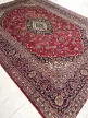 Kézi csomózású perzsa Kashan Bordós Kékes szőnyeg 335x245cm
