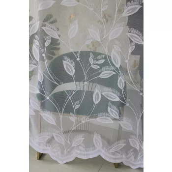 Kész függöny Scarlett fehér Nagy szírom virág minta