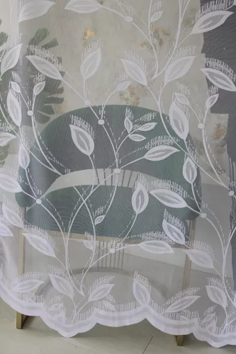 Kész függöny Scarlett fehér Nagy szírom virág minta