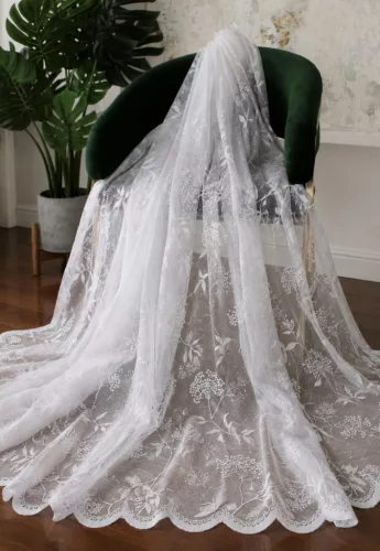 Függöny méteráru Verona fehér Havas virág 250cm magas Fehér