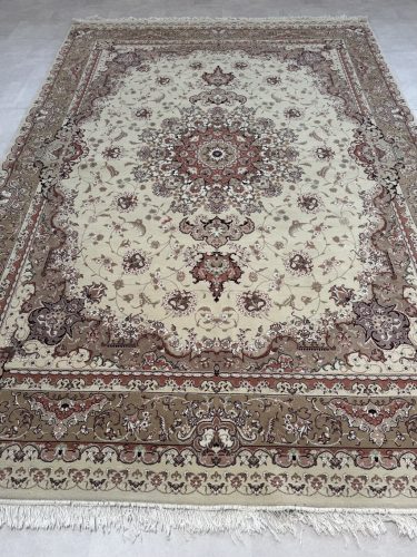 Vintage Perzsa szőnyeg (34) Tebriz  Krém-Barack  250x350cm