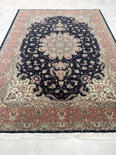 Vintage Perzsa szőnyeg (43) Tebriz  Fekete-Púder  250x350cm