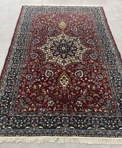 Vintage Perzsa szőnyeg (58) Kashan Bordó 200x300cm