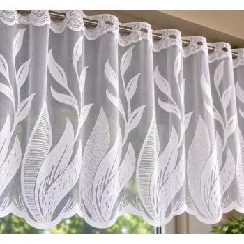   Fehér leveles mintás jacquard 55 cm magas vitrázs függöny méterben