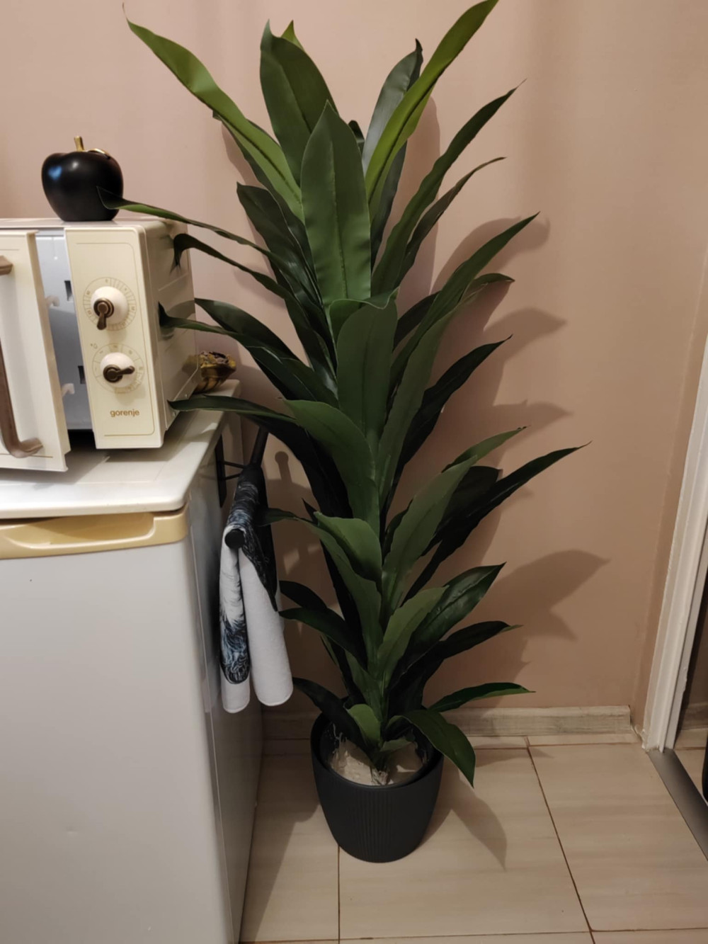 Műnövény Hawai Dús Zöld 130-135cm magas Kaspó nélkül
