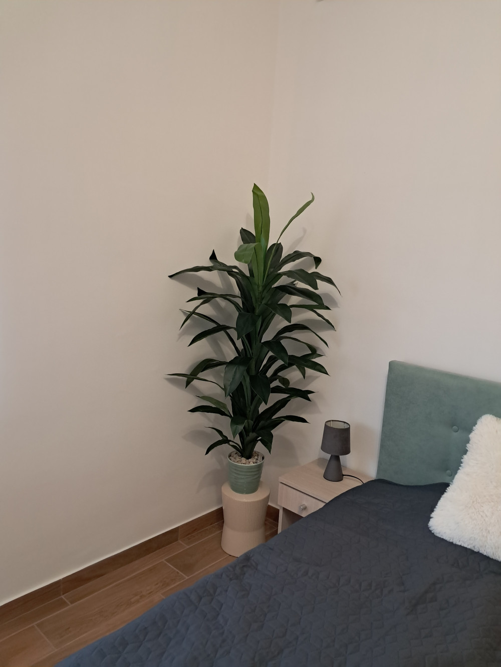 Műnövény Hawai Dús Zöld 130-135cm magas Kaspó nélkül
