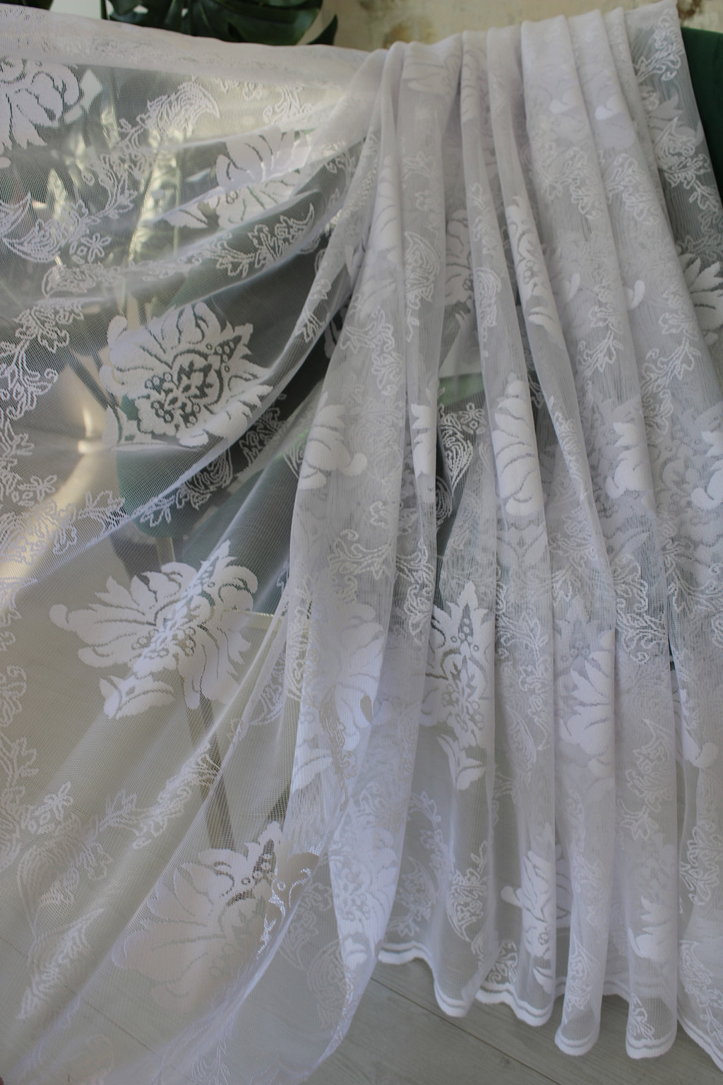 Kész függöny Jacquard fehér 21 Barok mintás 500x250cm